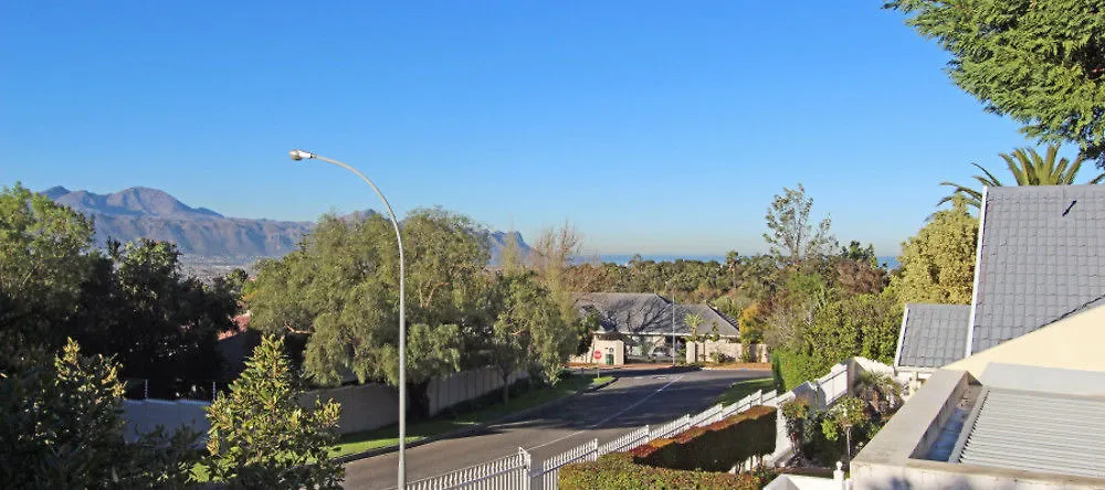 Ferienwohnung Self-Catering Keravic Somerset West Apartment